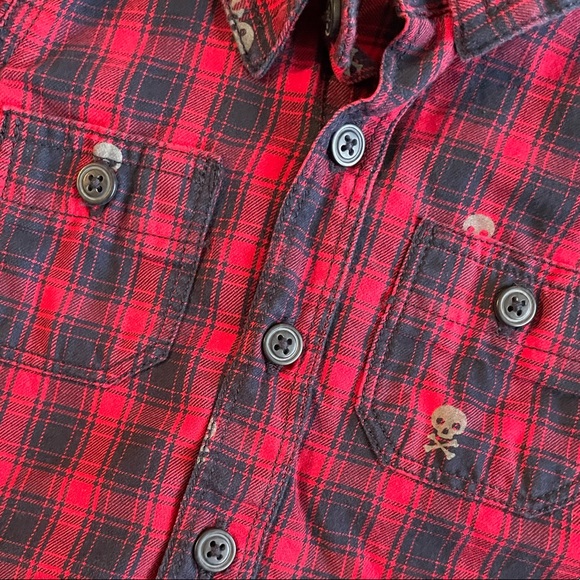 12-18 month GAP plaid button up with little skulls. - Picture 3 of 4